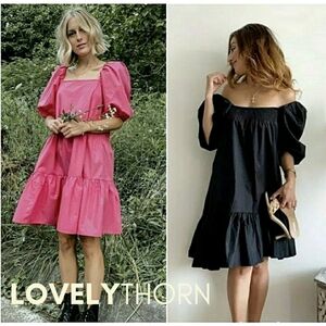 H&M // fashion blogger favorite puff sleeve tiered on/off shoulder mini dress